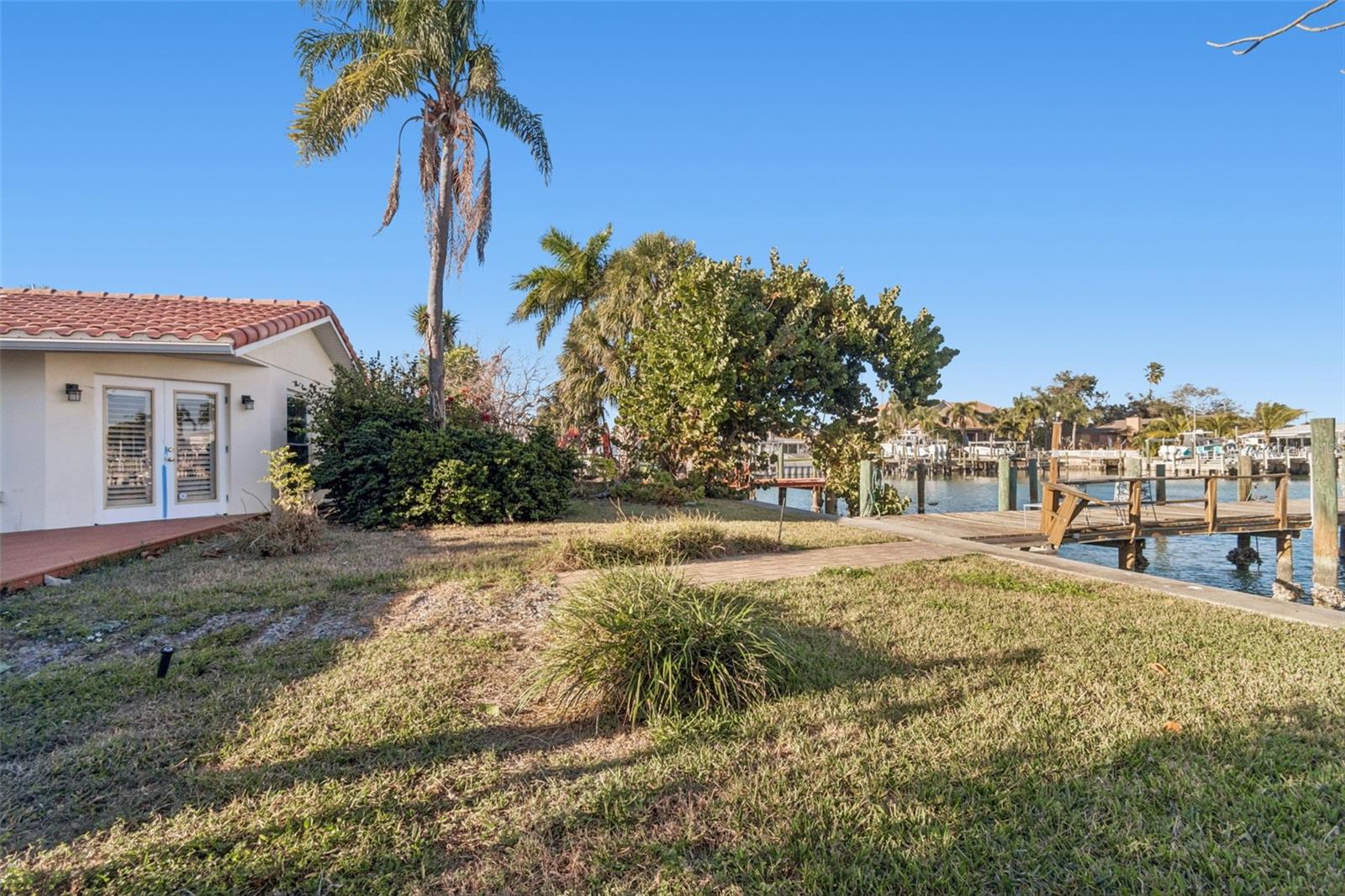 Image 6 of 11 For 11975 4th Street E