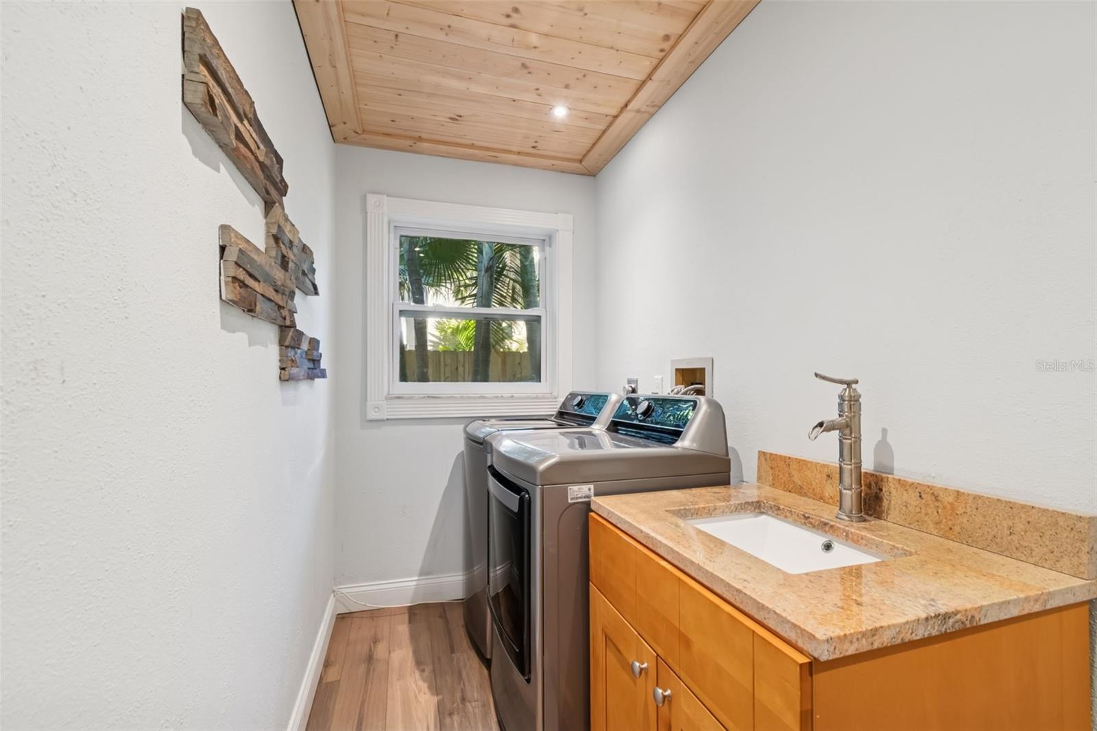 Image 31 of 68 For 9545 135th Street