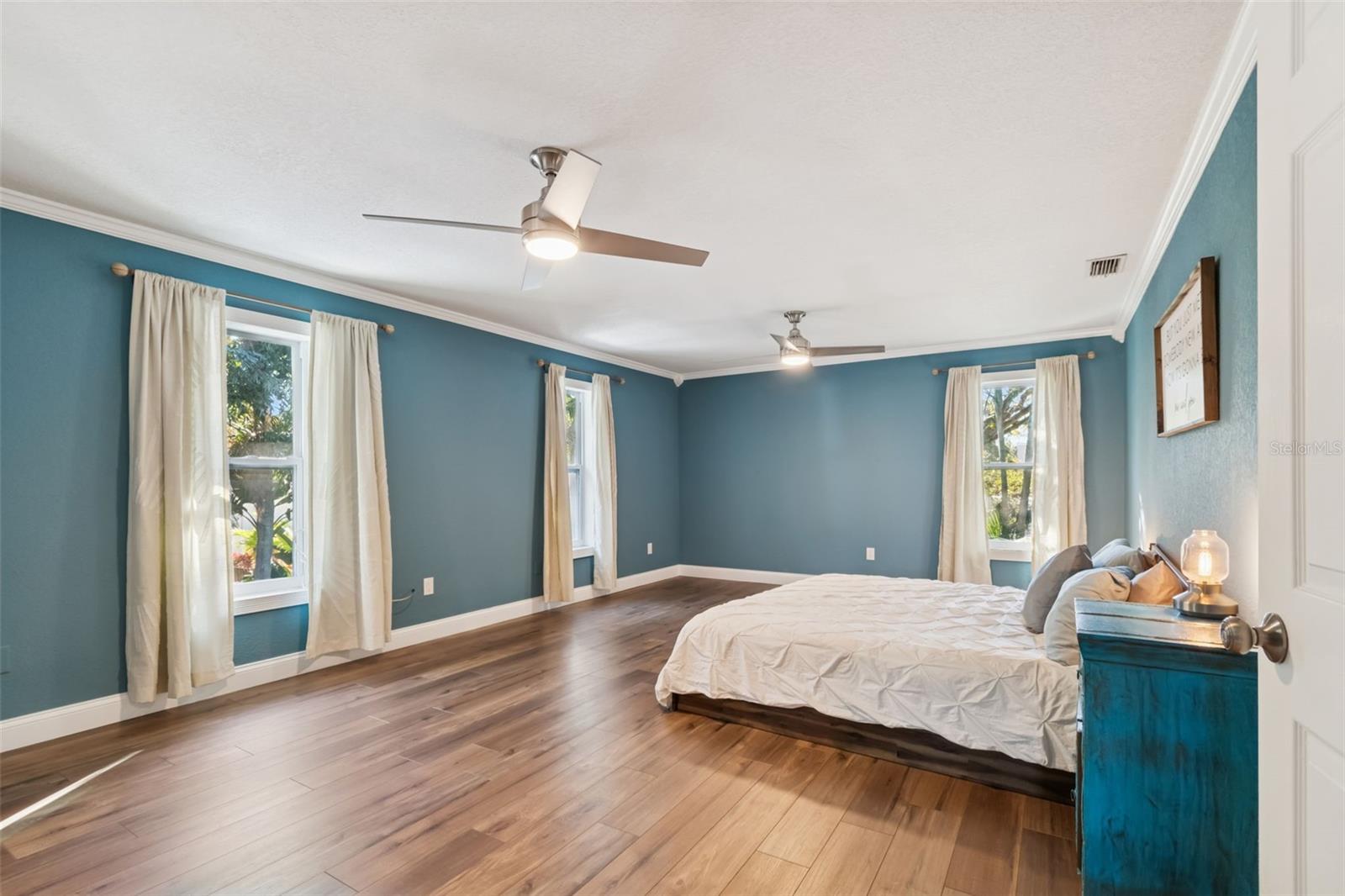 Image 37 of 68 For 9545 135th Street