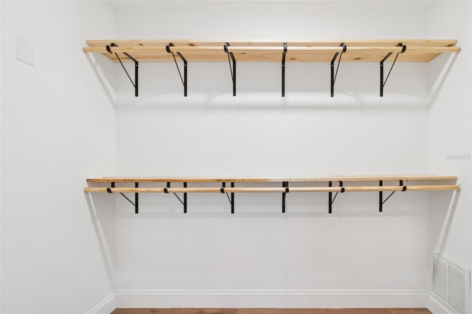 Image 42 of 68 For 9545 135th Street