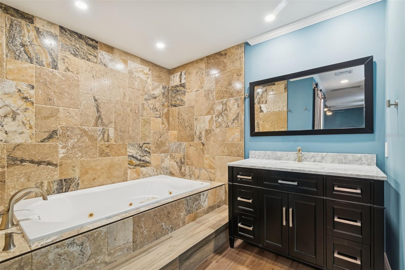 Image 43 of 68 For 9545 135th Street