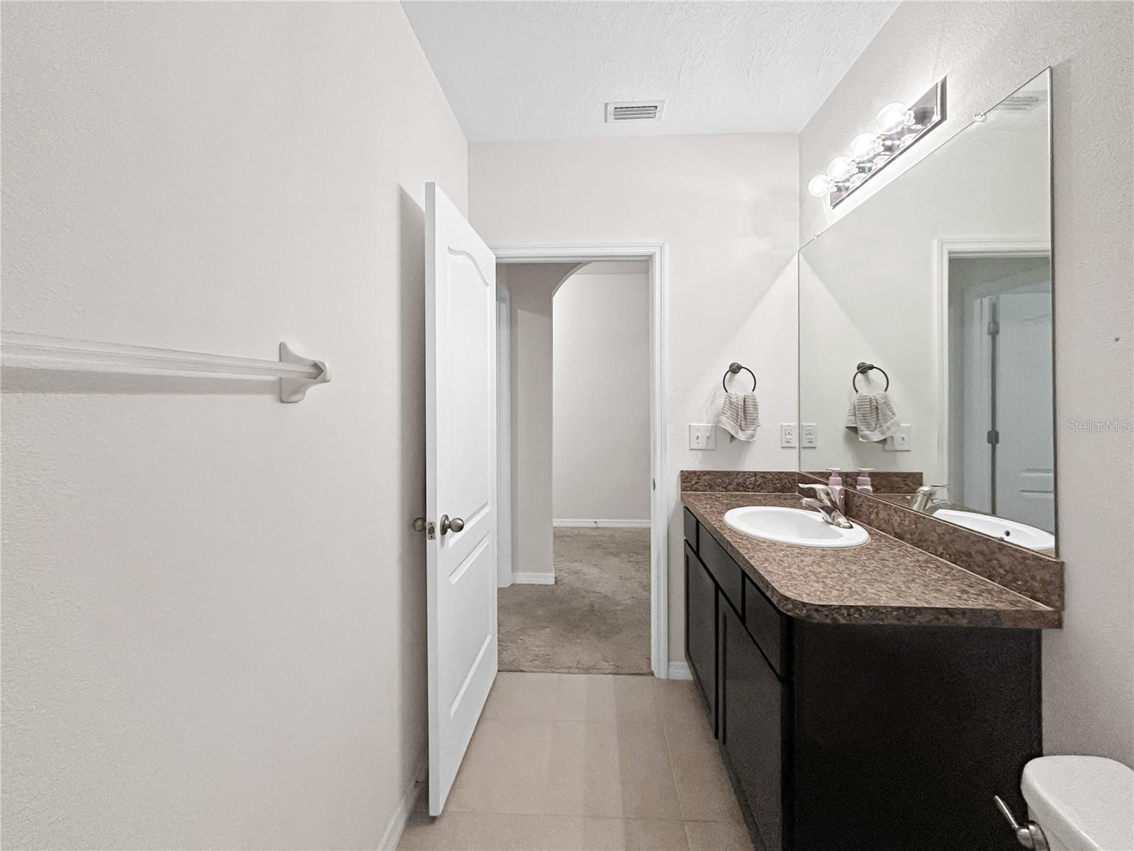 Image 23 of 24 For 4411 Lindever Lane