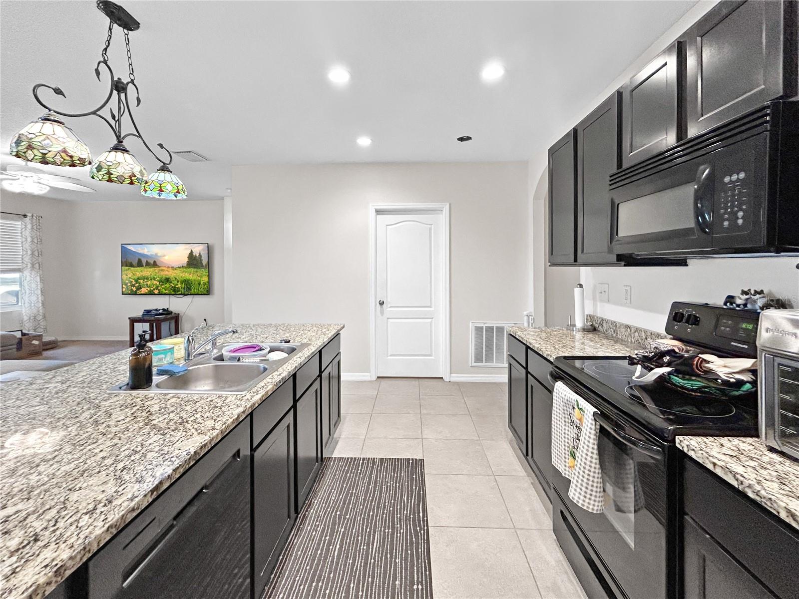 Image 7 of 24 For 4411 Lindever Lane