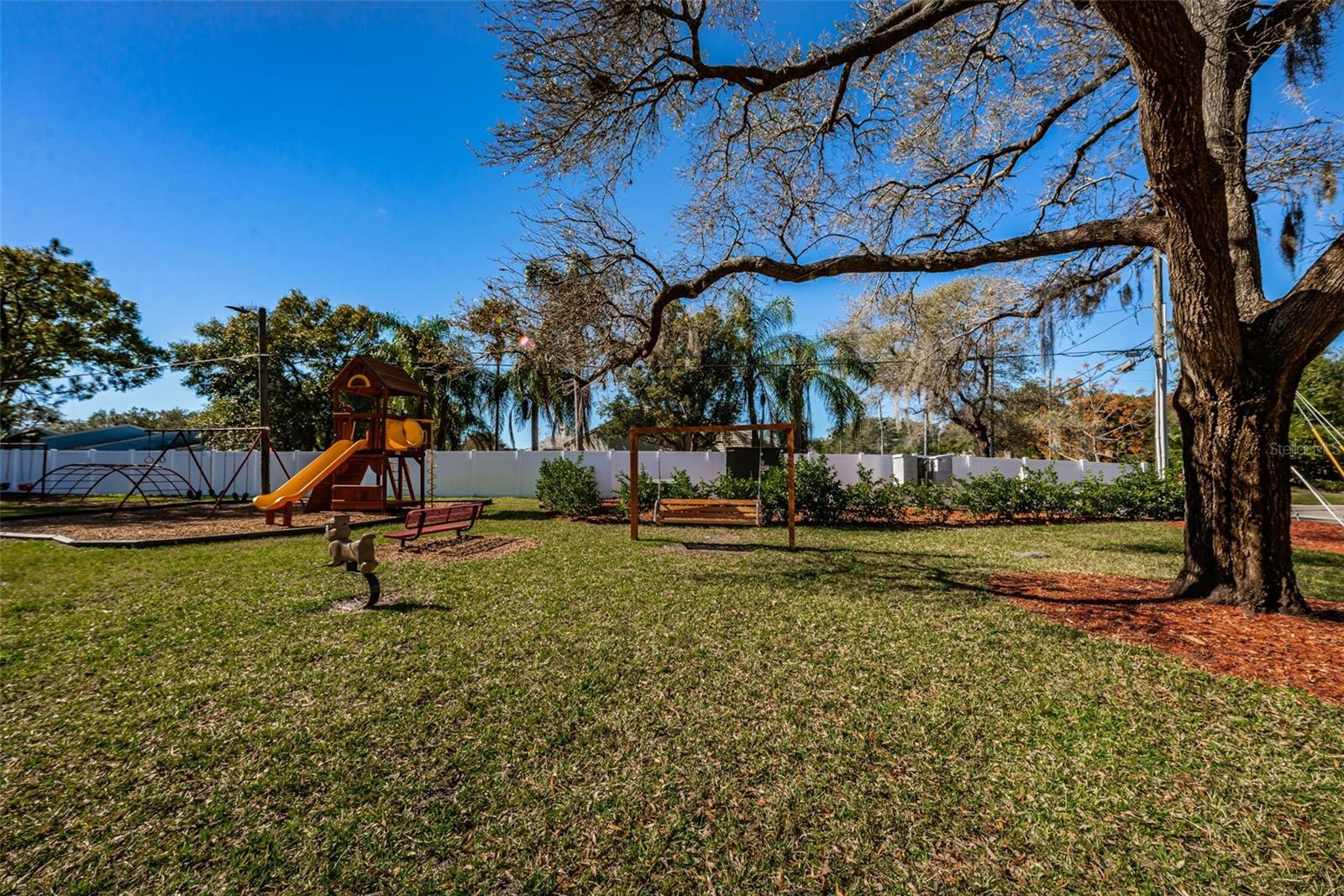 Image 30 of 42 For 2407 Gun Flint Trail