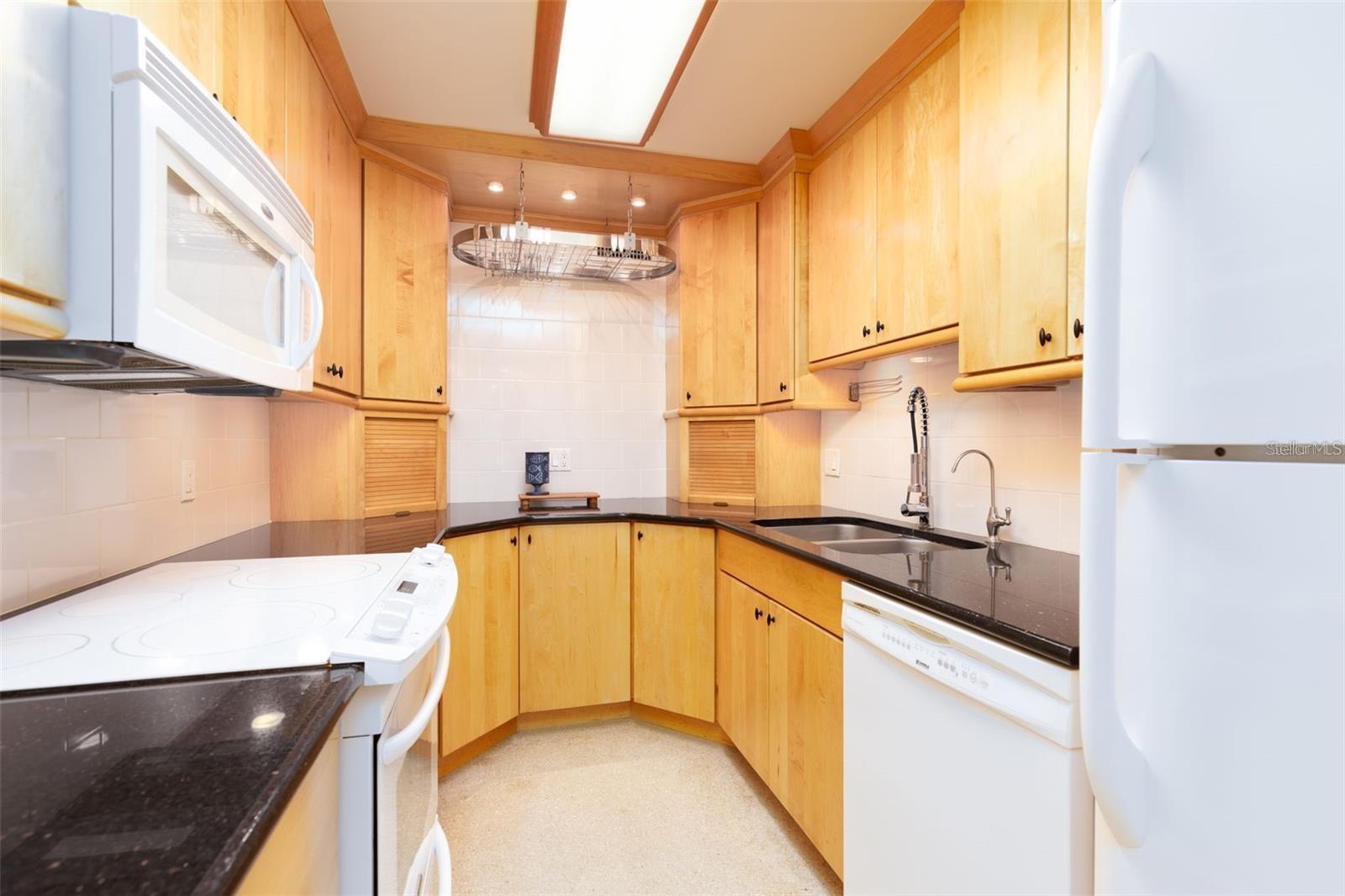 Image 6 of 23 For 10355 Paradise Boulevard 1015