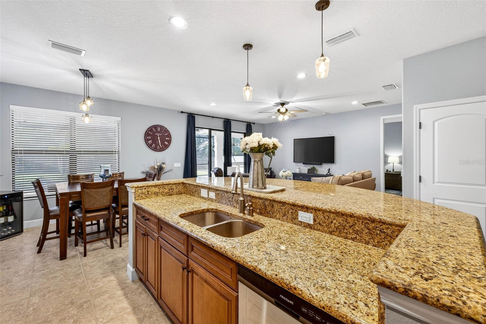 Image 14 of 78 For 20308 Ash Grove Lane