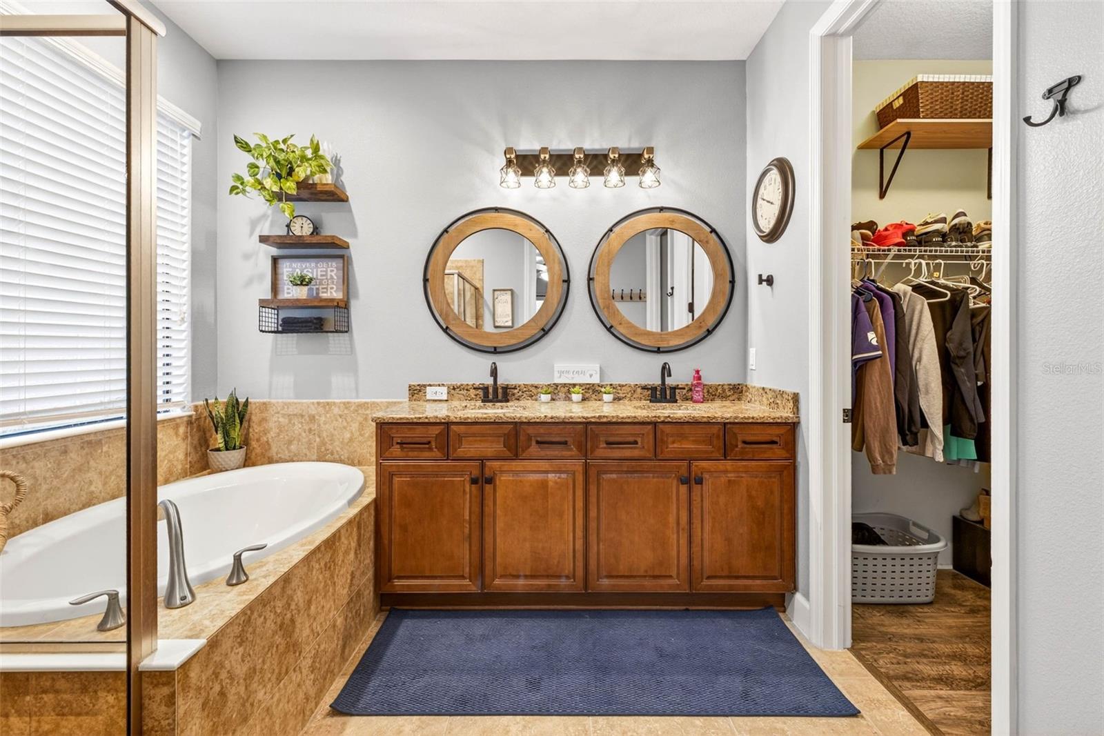 Image 24 of 78 For 20308 Ash Grove Lane