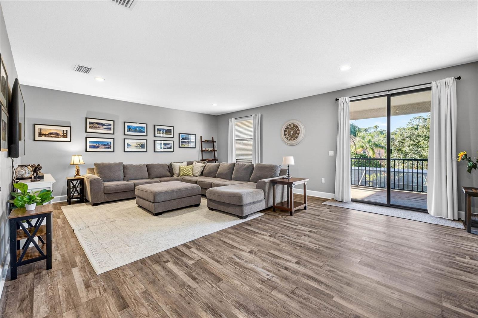 Image 30 of 78 For 20308 Ash Grove Lane