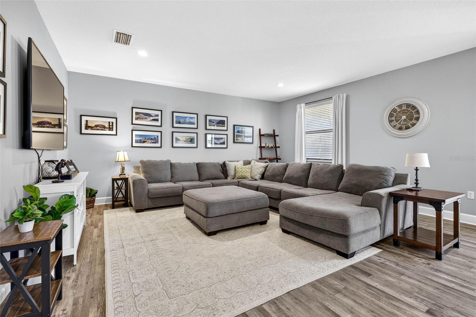 Image 31 of 78 For 20308 Ash Grove Lane