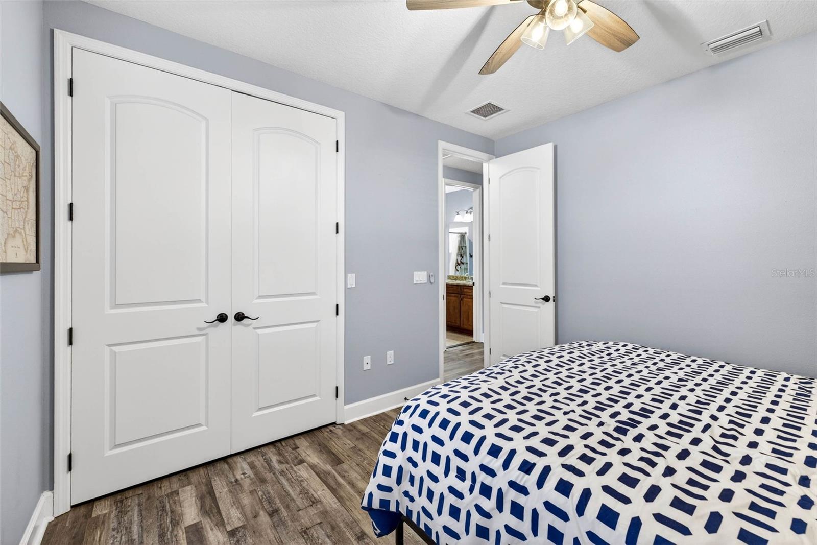 Image 41 of 78 For 20308 Ash Grove Lane