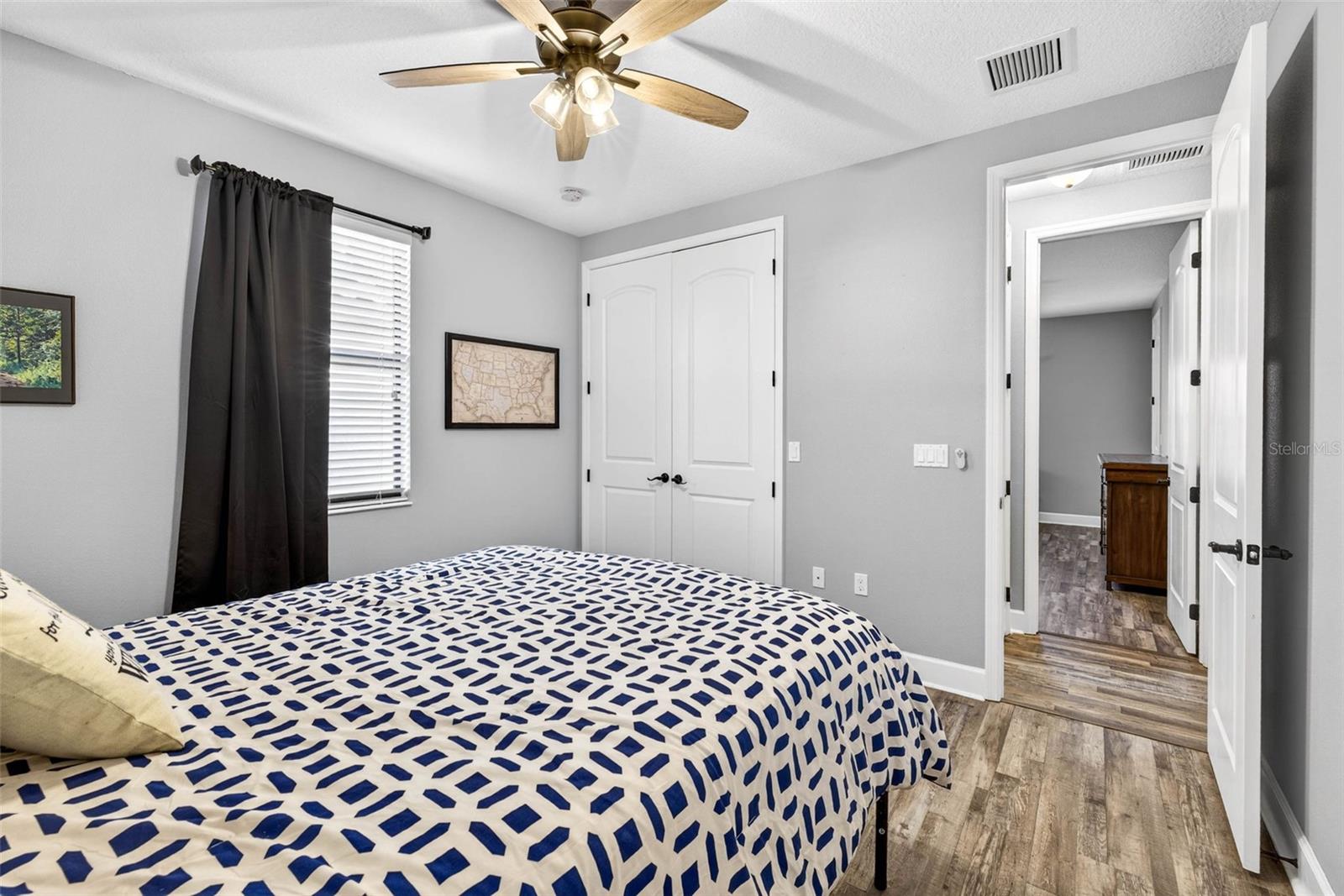 Image 42 of 78 For 20308 Ash Grove Lane