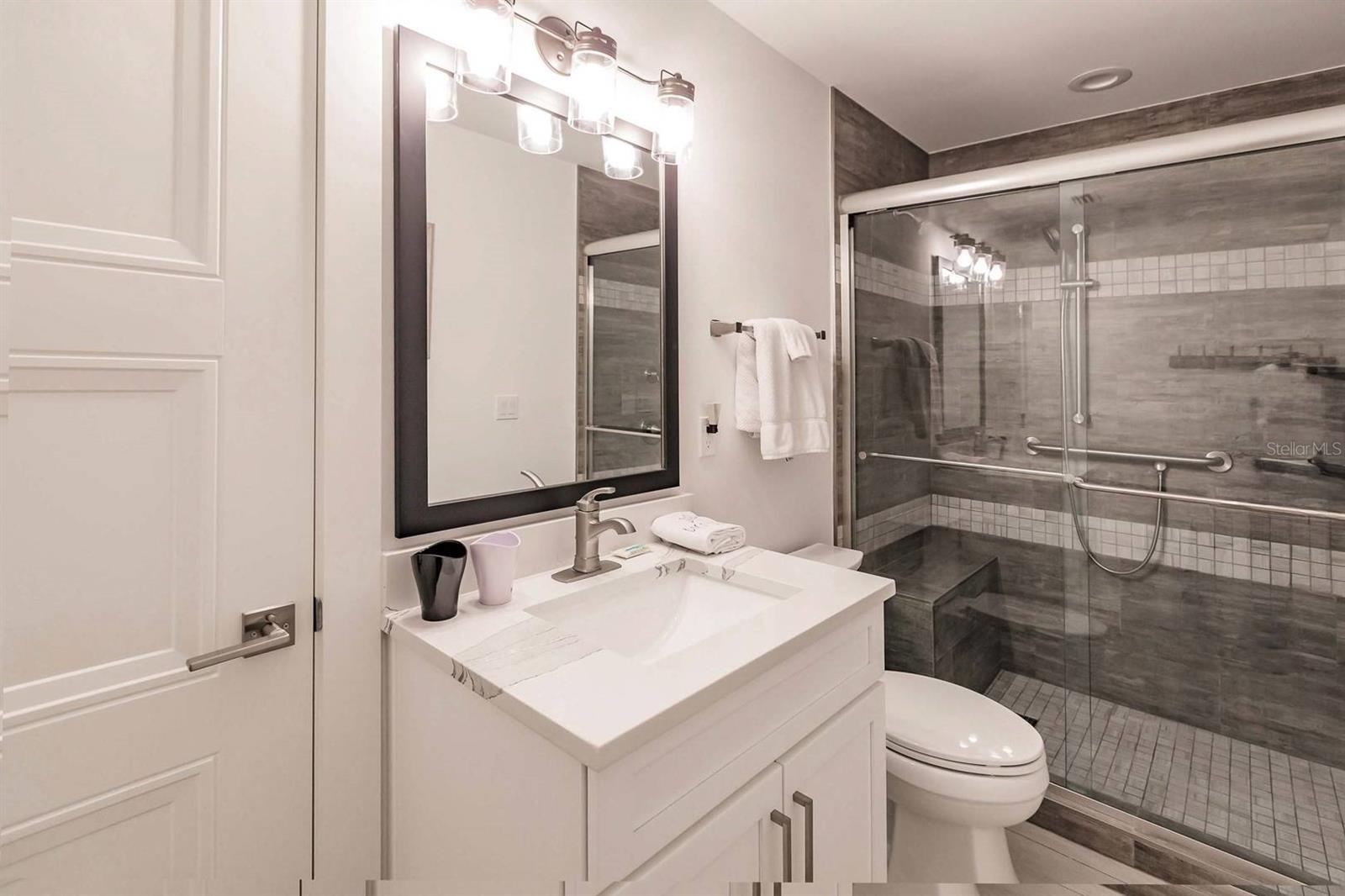 Image 29 of 37 For 1125 Peppertree Drive 102