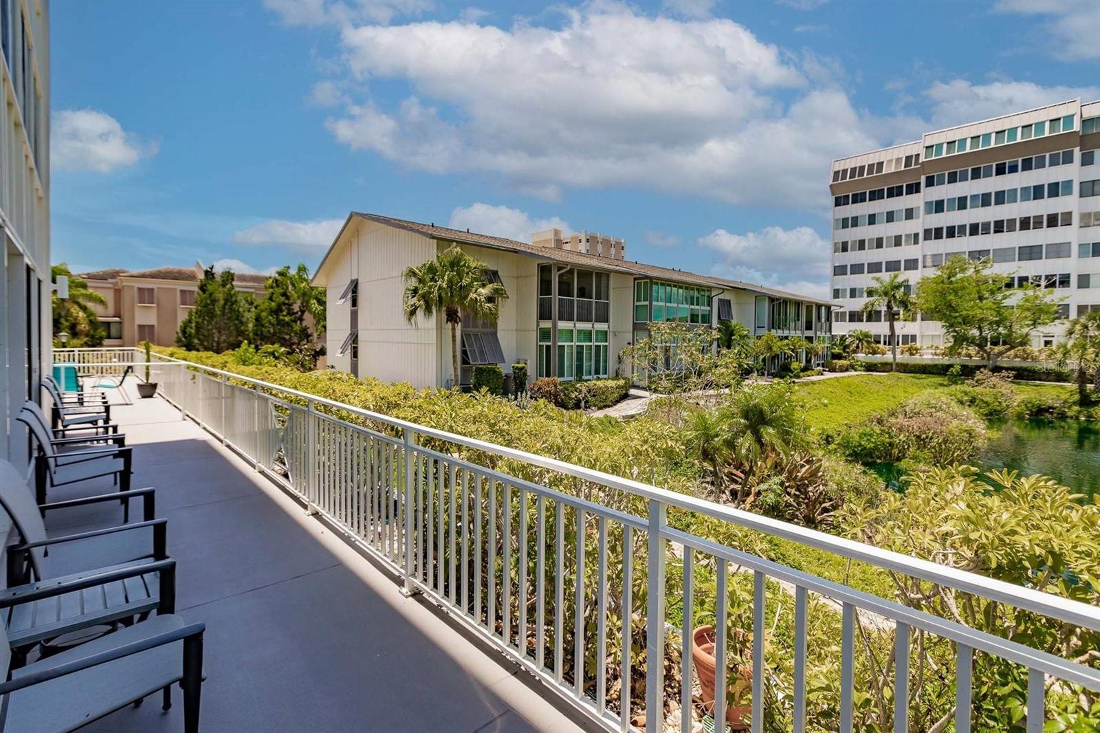 Image 34 of 37 For 1125 Peppertree Drive 102