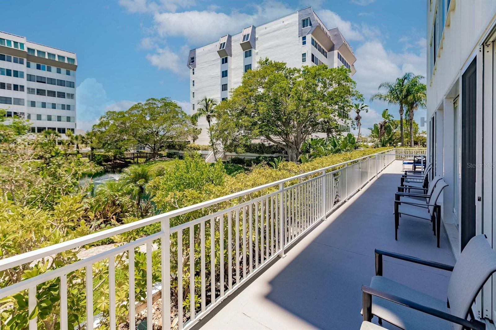 Image 36 of 37 For 1125 Peppertree Drive 102