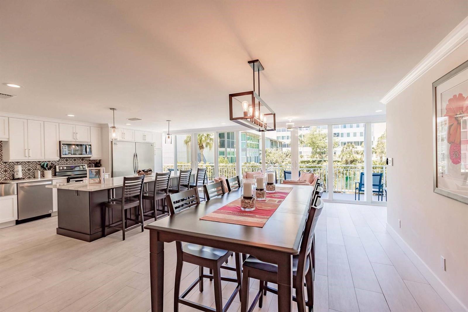 Image 7 of 37 For 1125 Peppertree Drive 102