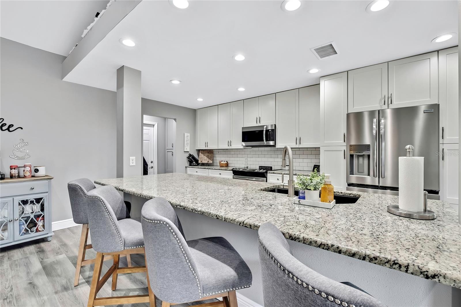 Image 14 of 42 For 6181 Ocean Pines Lane