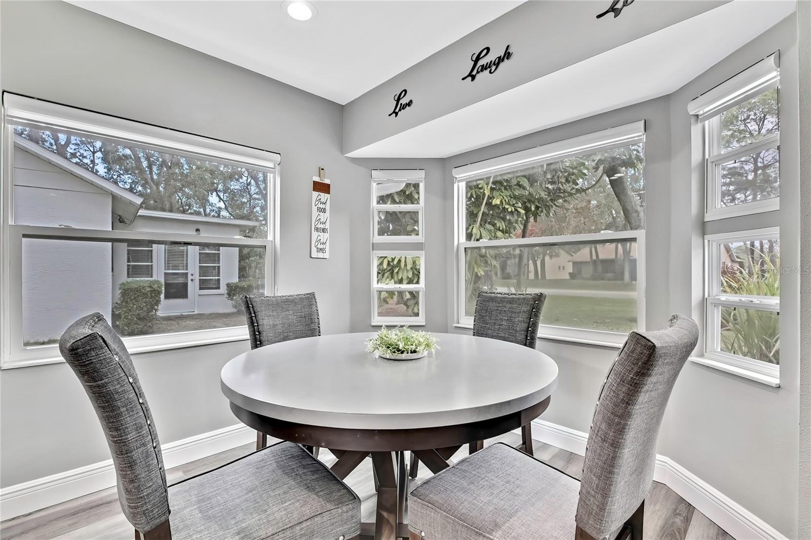 Image 21 of 42 For 6181 Ocean Pines Lane