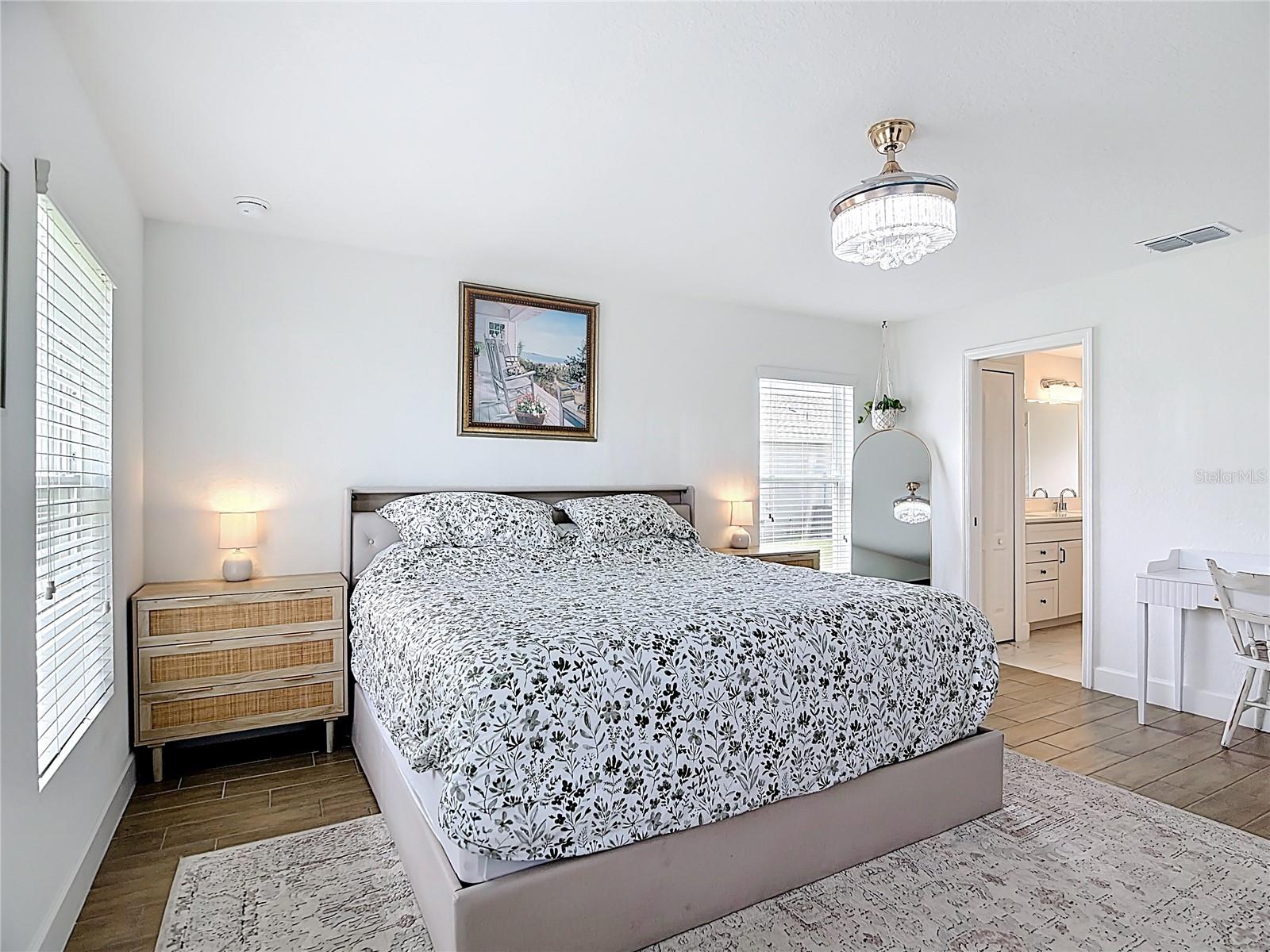 Image 25 of 47 For 2106 Hadley Road