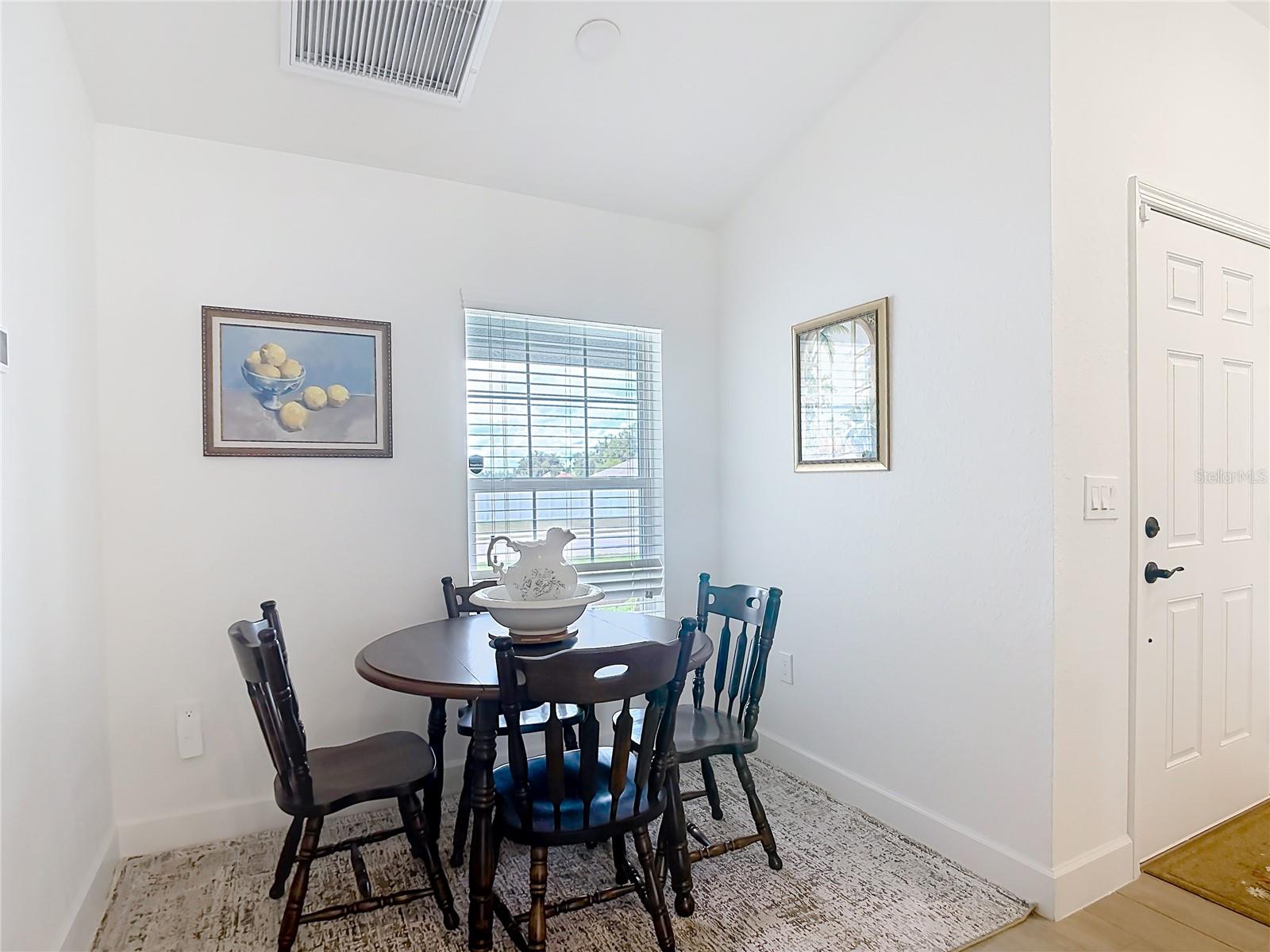 Image 7 of 47 For 2106 Hadley Road