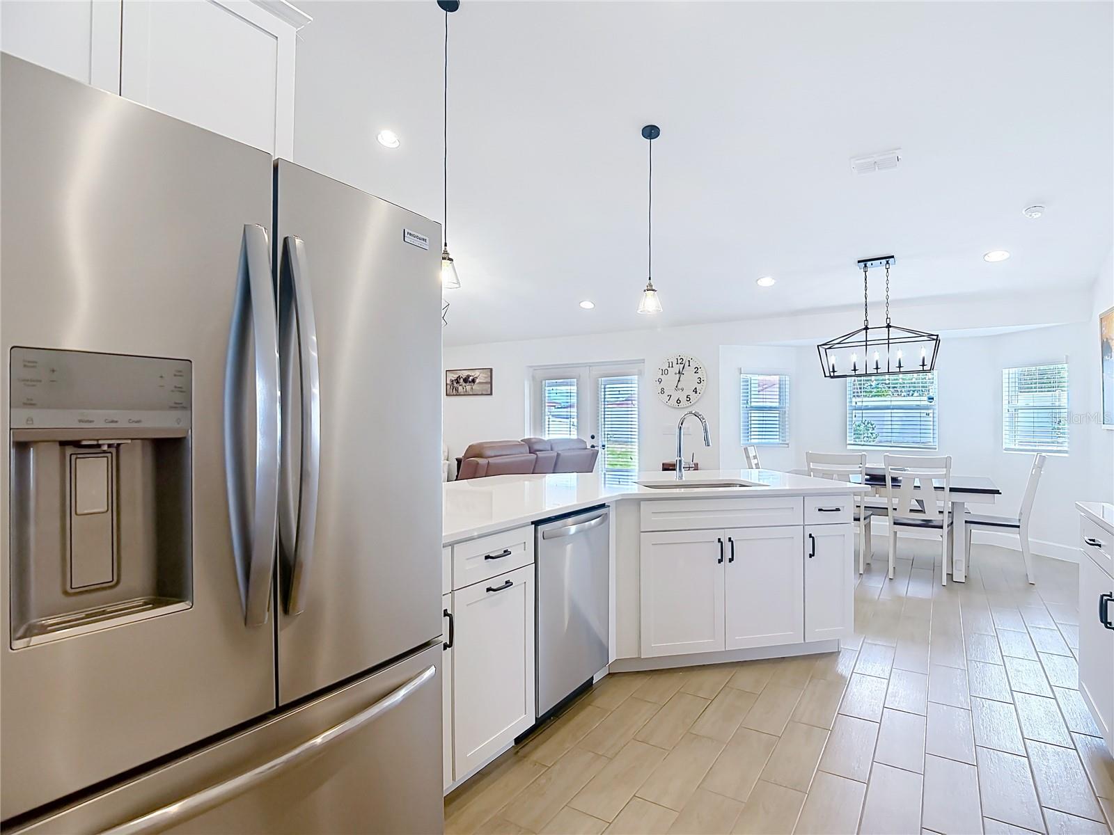 Image 9 of 47 For 2106 Hadley Road