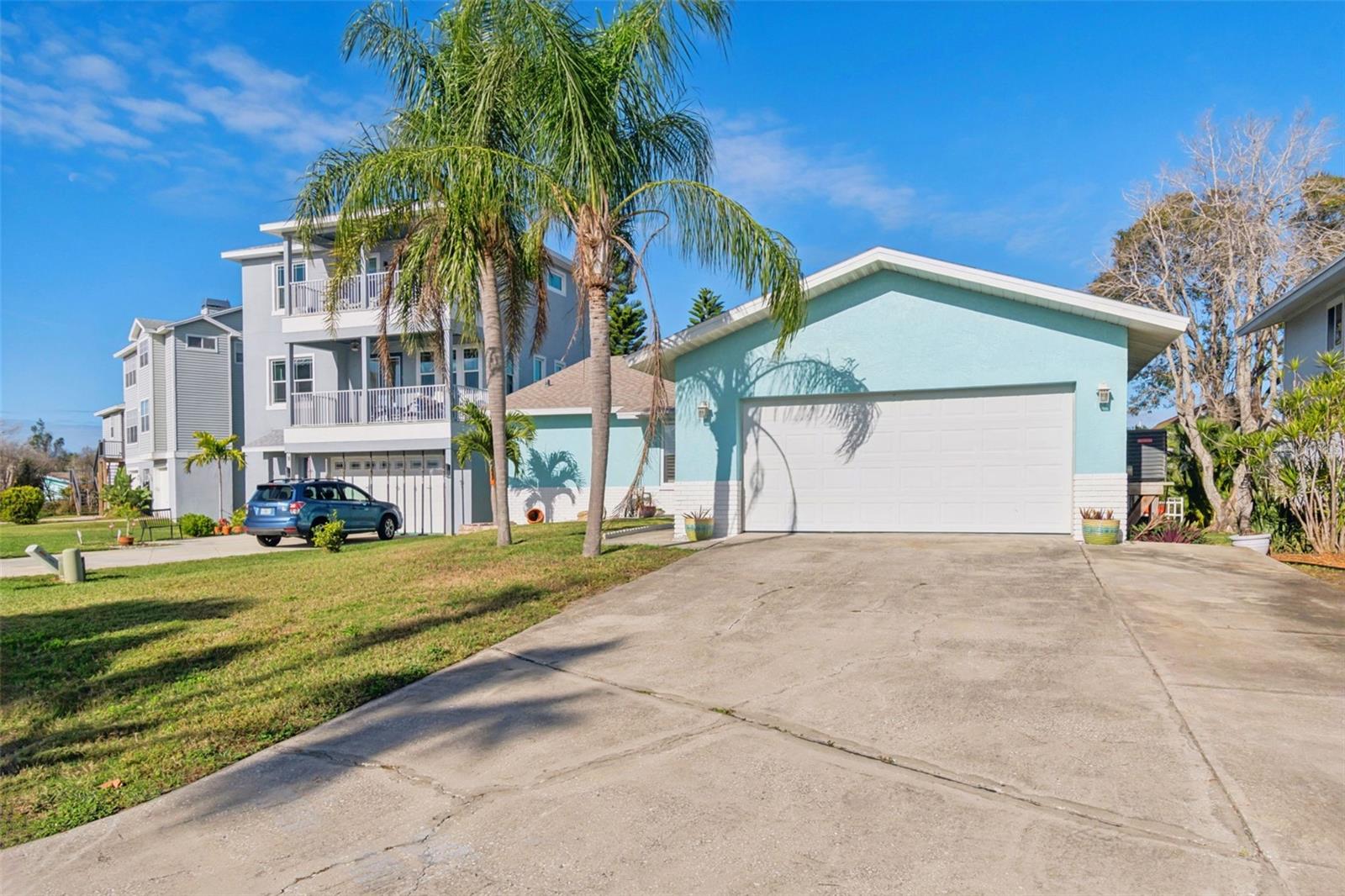 Details for 216 176th Avenue E, REDINGTON SHORES, FL 33708