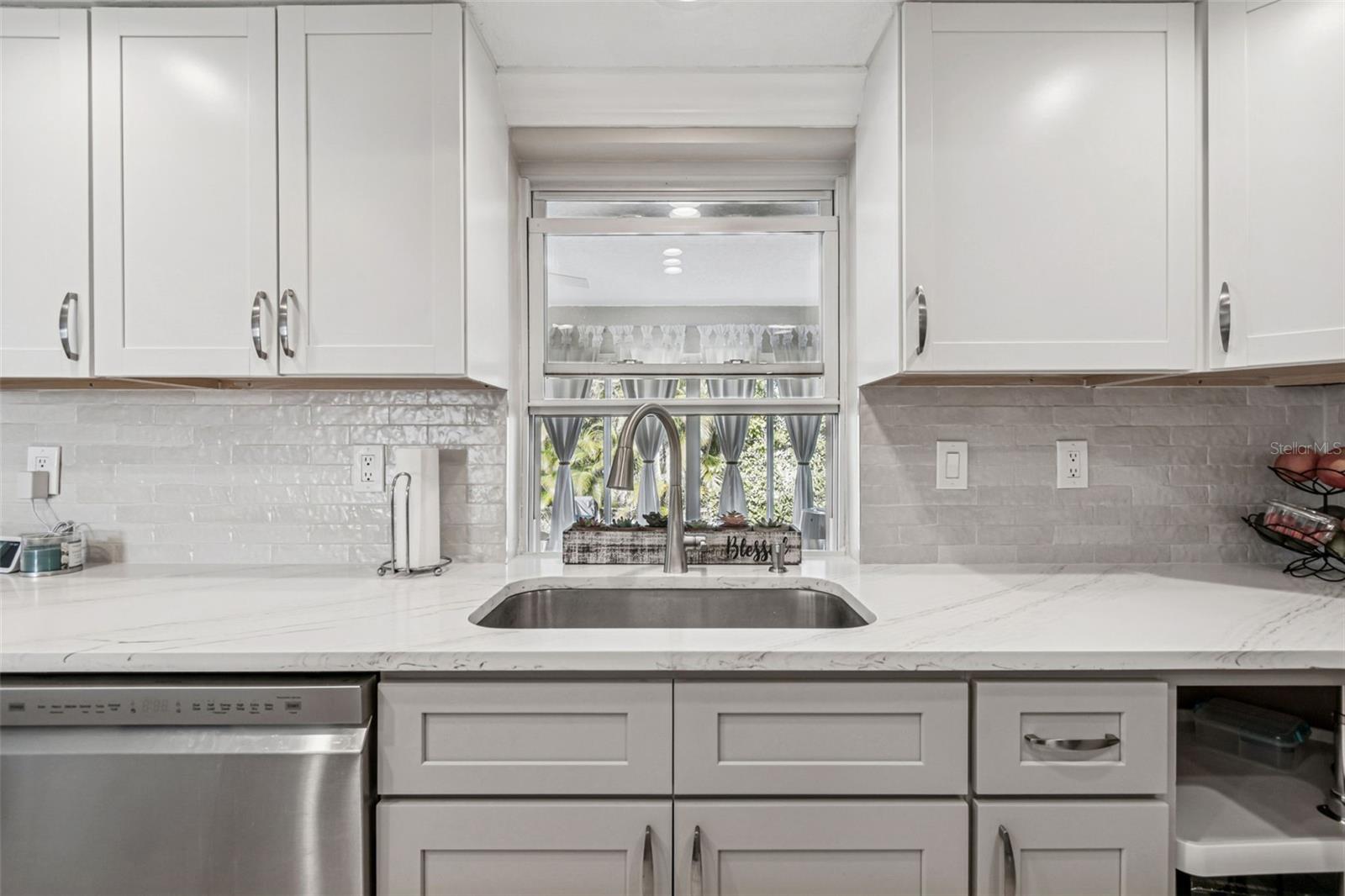 Image 18 of 60 For 216 176th Avenue E