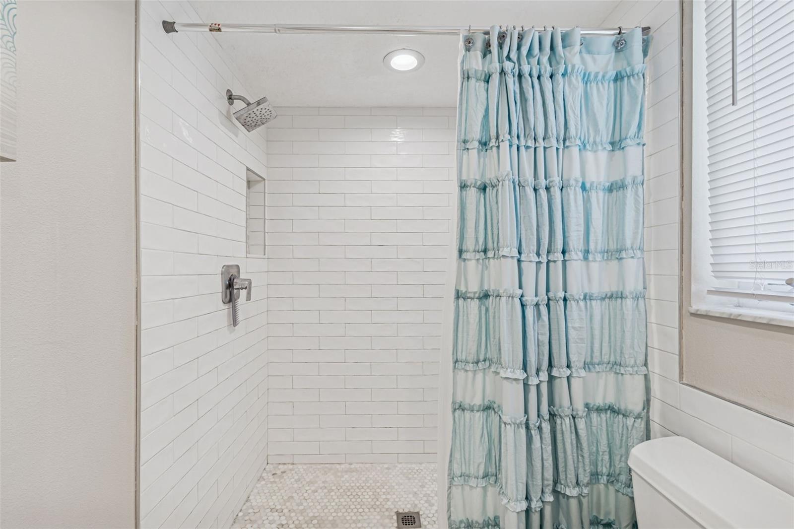 Image 32 of 60 For 216 176th Avenue E