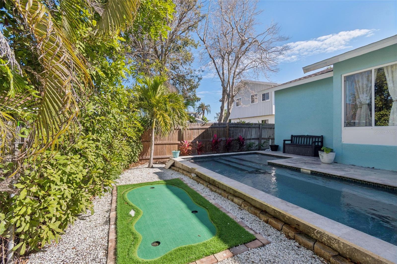 Image 46 of 60 For 216 176th Avenue E