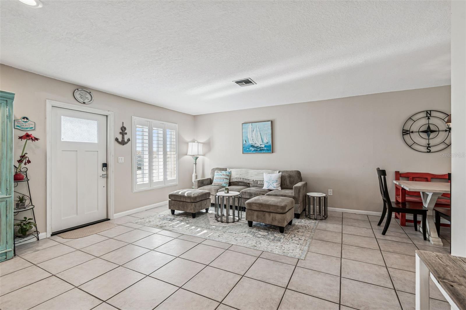 Image 7 of 60 For 216 176th Avenue E