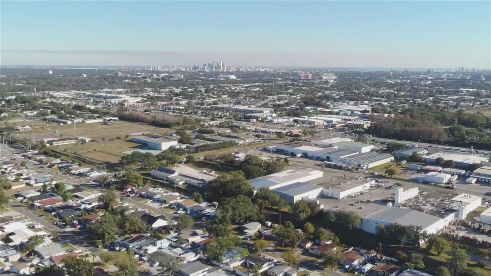 Image 20 of 21 For 4522 Henry Avenue