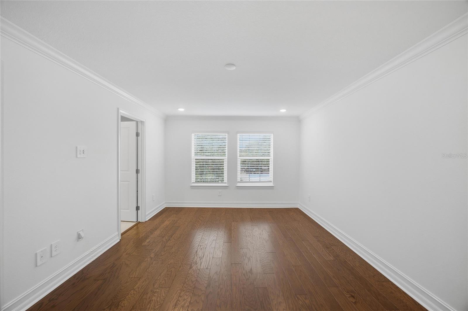 Image 20 of 34 For 4510 Manhattan Avenue 14