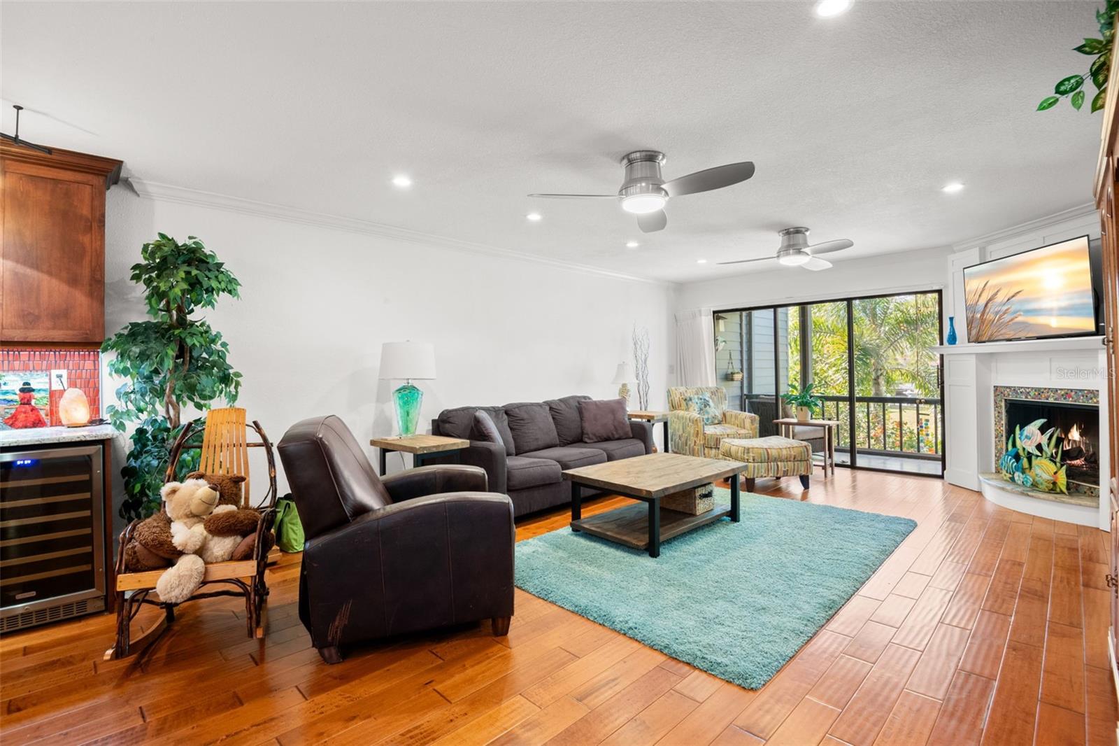 Image 17 of 89 For 12 Mariner Drive