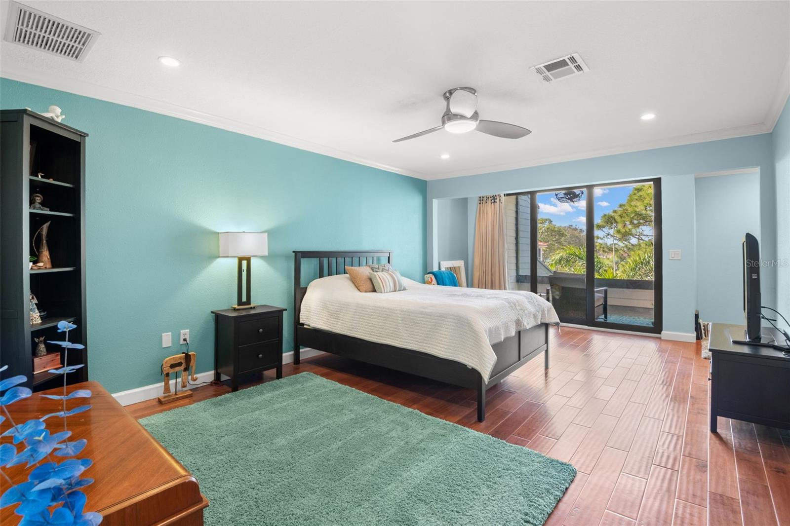 Image 35 of 89 For 12 Mariner Drive