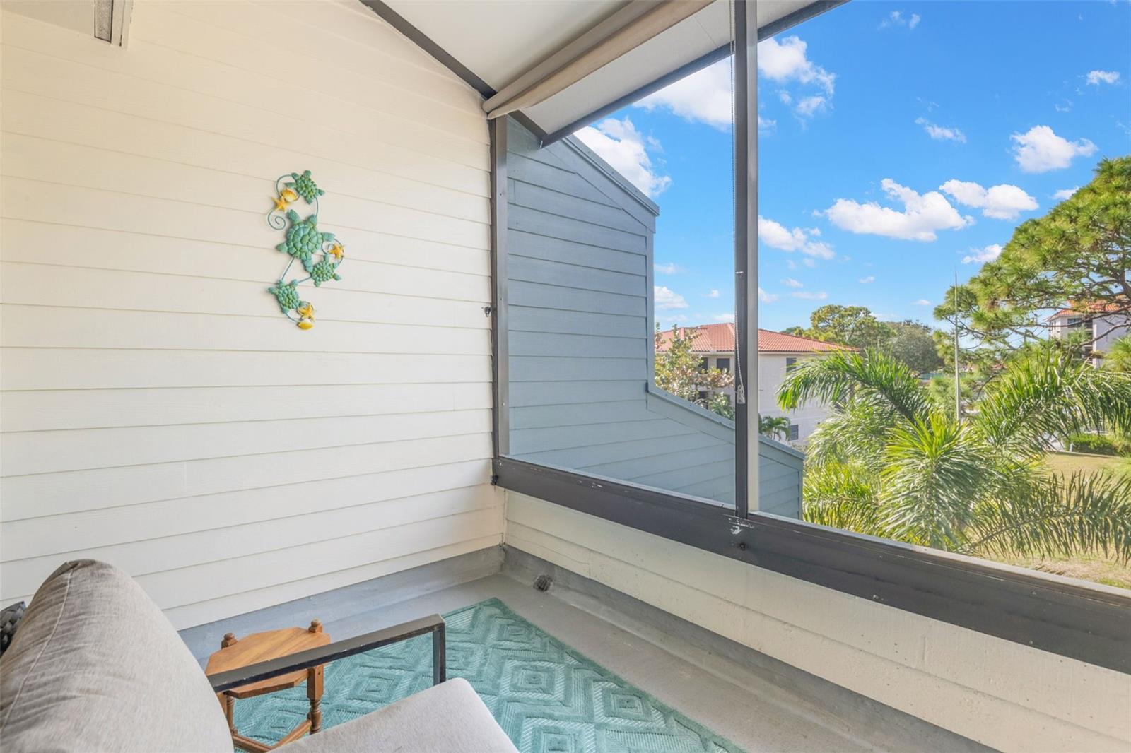 Image 36 of 89 For 12 Mariner Drive