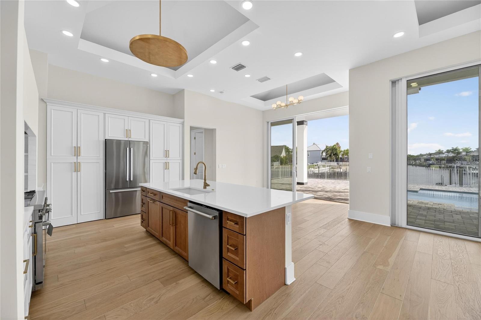 Image 17 of 99 For 5605 Tybee Island Drive