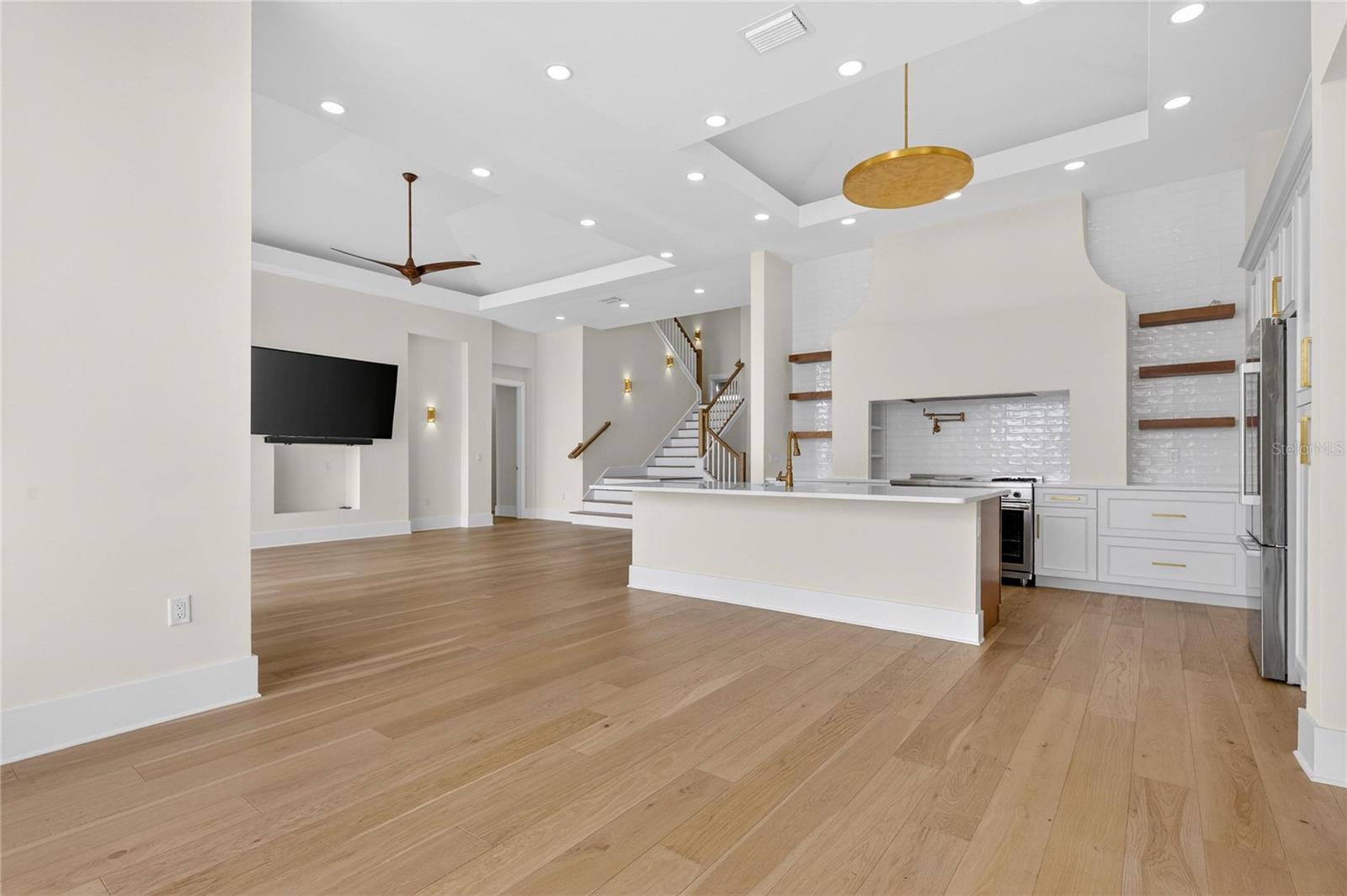 Image 26 of 99 For 5605 Tybee Island Drive