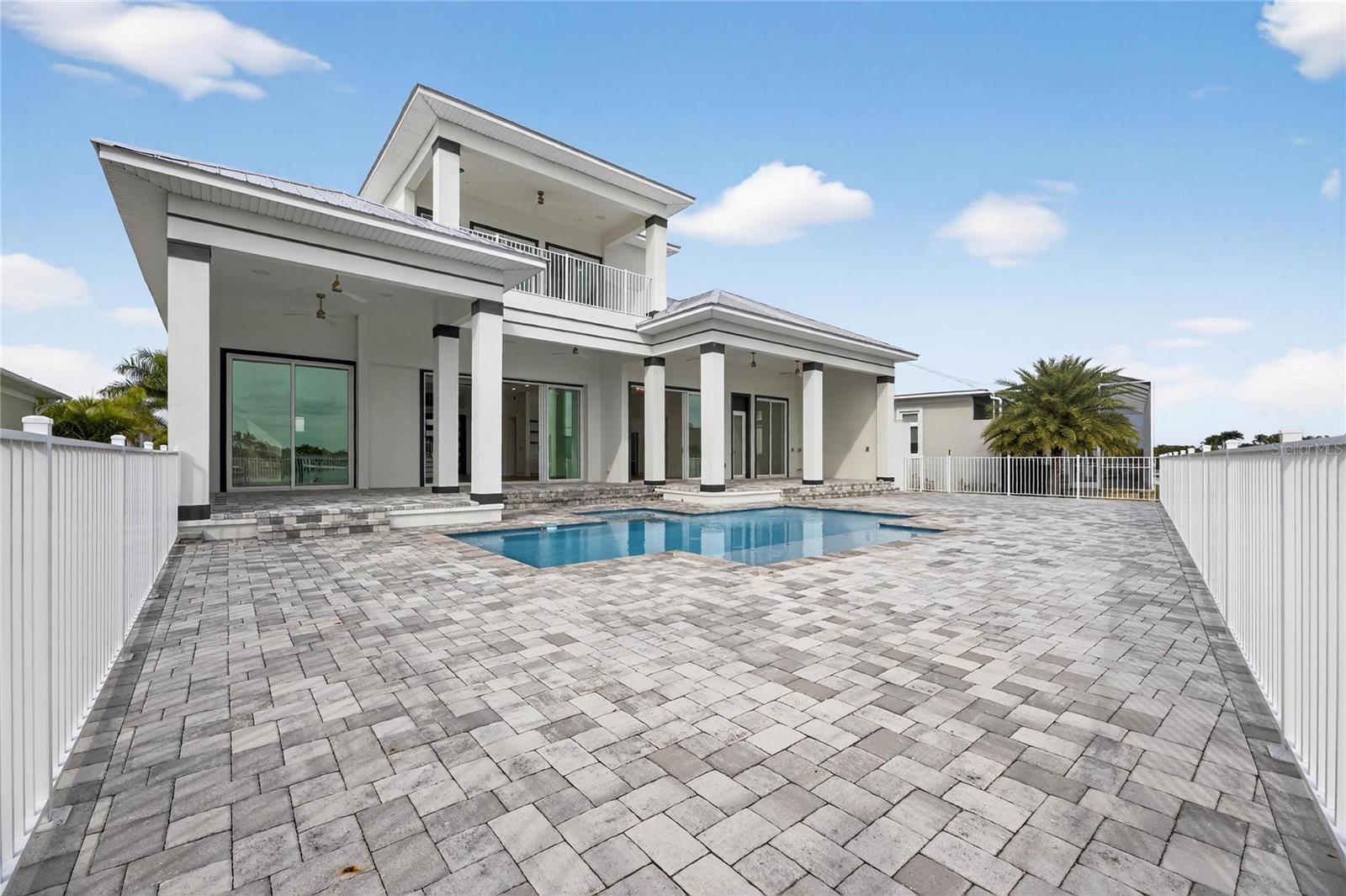 Image 58 of 99 For 5605 Tybee Island Drive