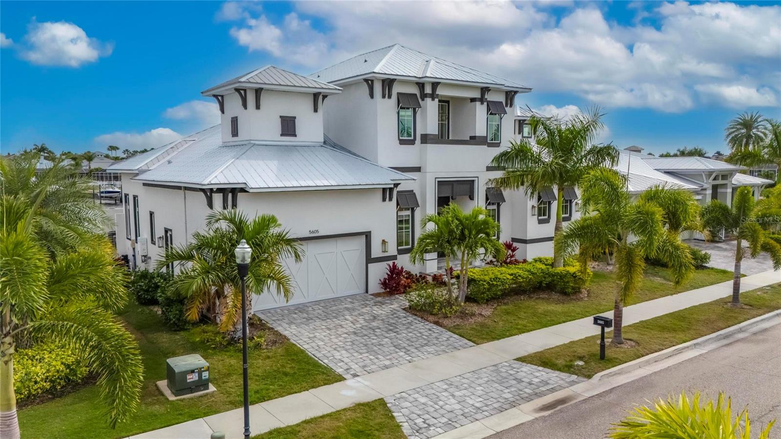 Image 6 of 99 For 5605 Tybee Island Drive