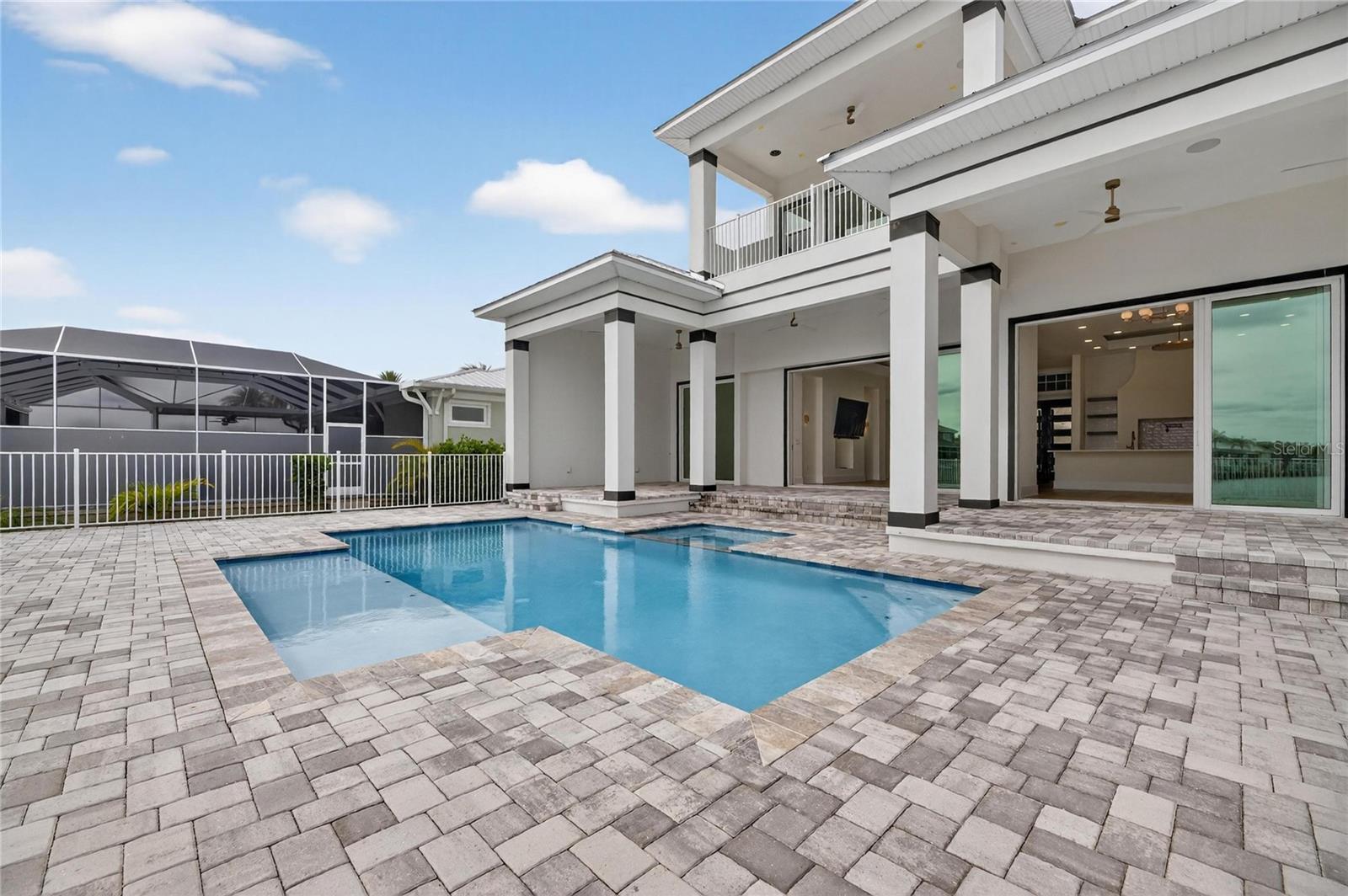 Image 61 of 99 For 5605 Tybee Island Drive