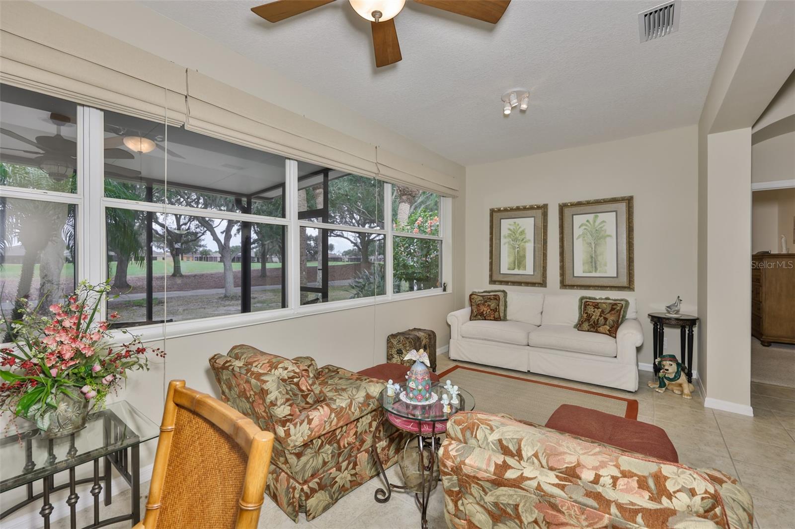 Image 18 of 54 For 1118 Emerald Dunes Drive
