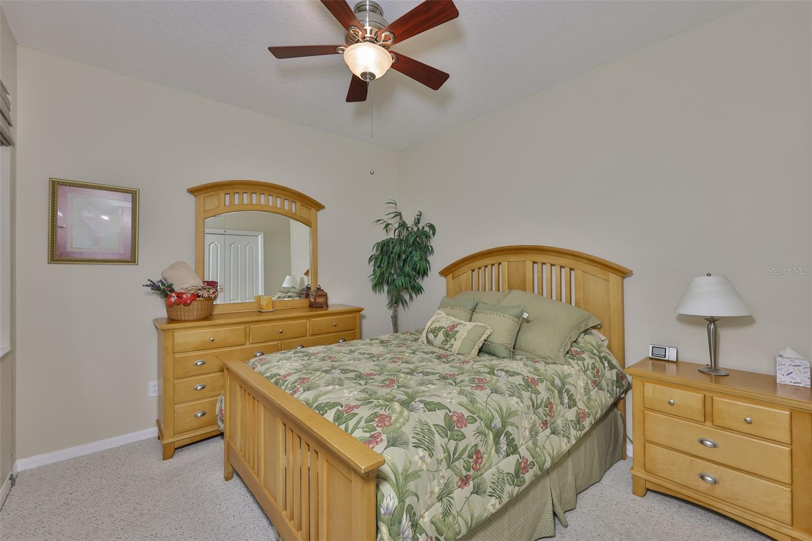 Image 29 of 54 For 1118 Emerald Dunes Drive