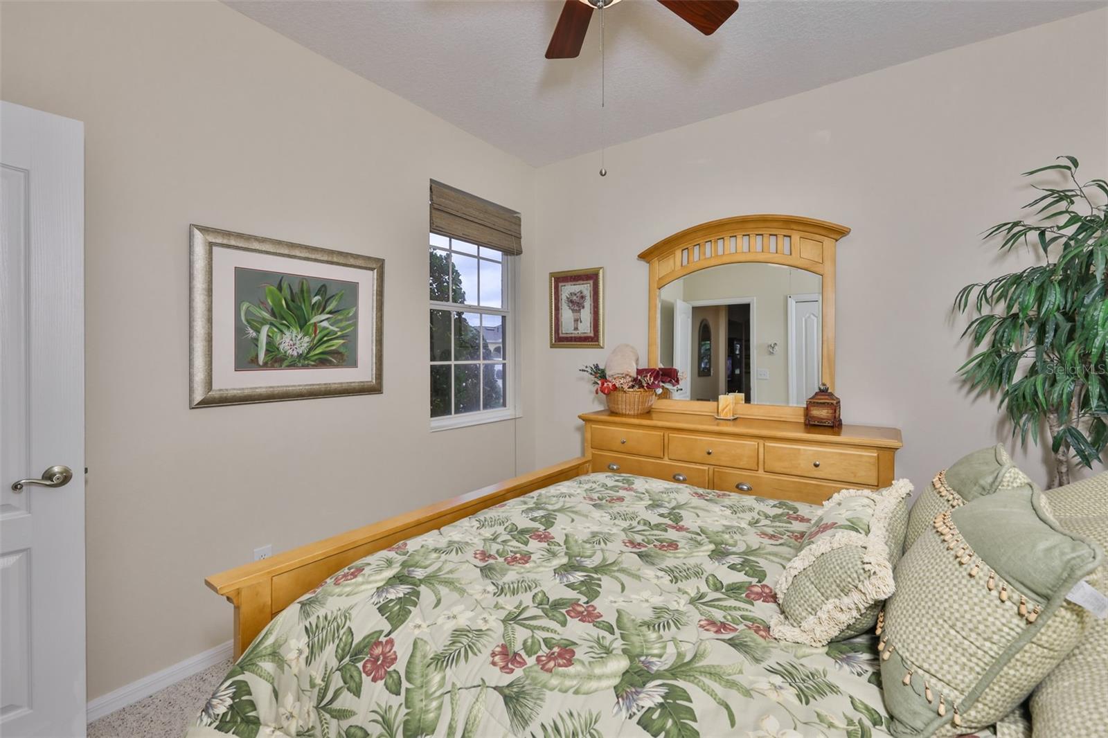 Image 30 of 54 For 1118 Emerald Dunes Drive