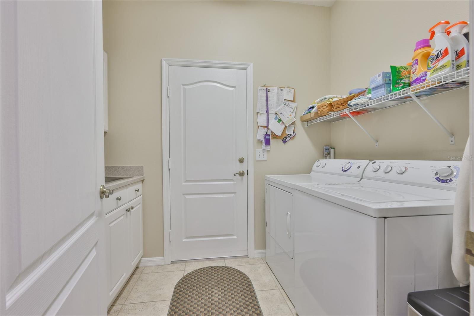 Image 32 of 54 For 1118 Emerald Dunes Drive