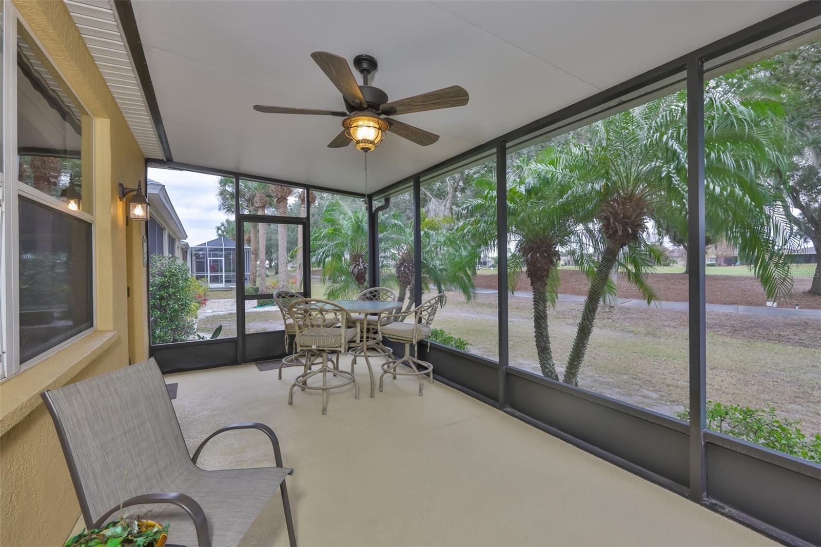 Image 33 of 54 For 1118 Emerald Dunes Drive