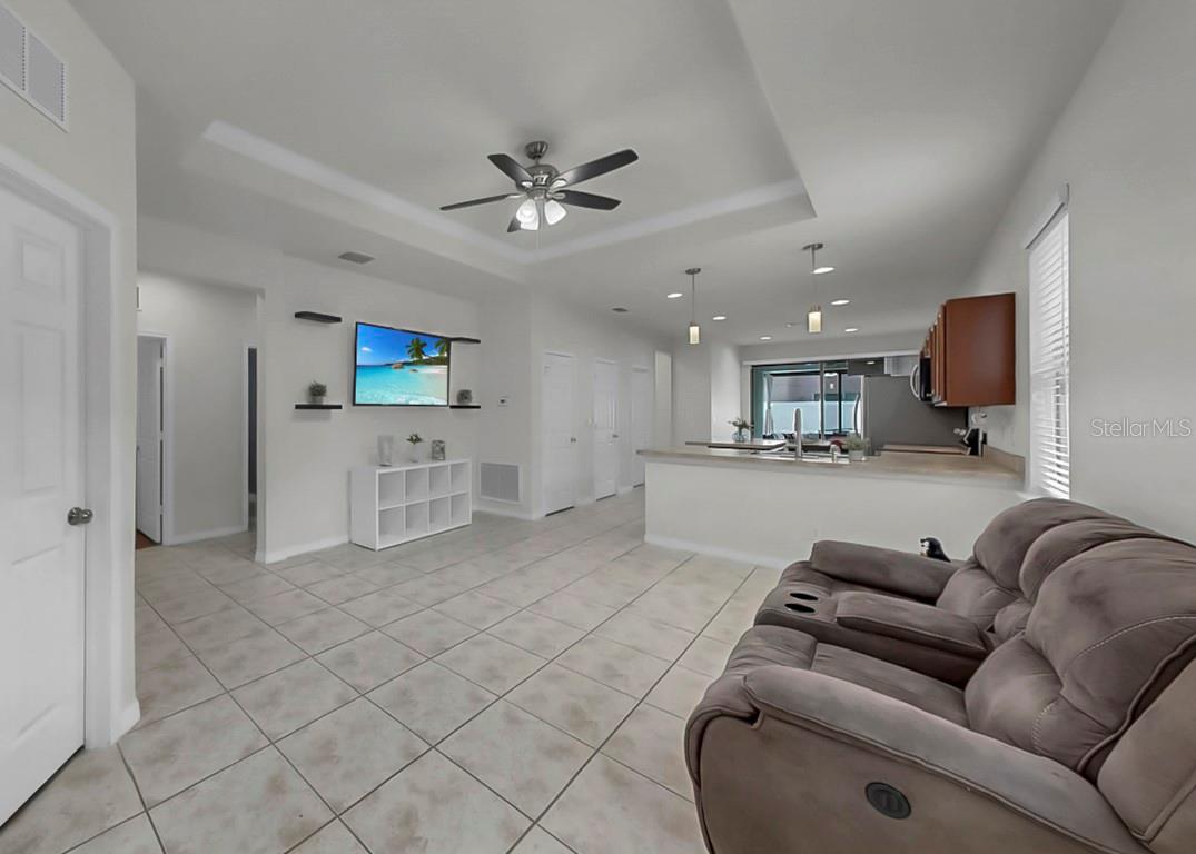 Image 14 of 40 For 5926 Sweet Birch Drive