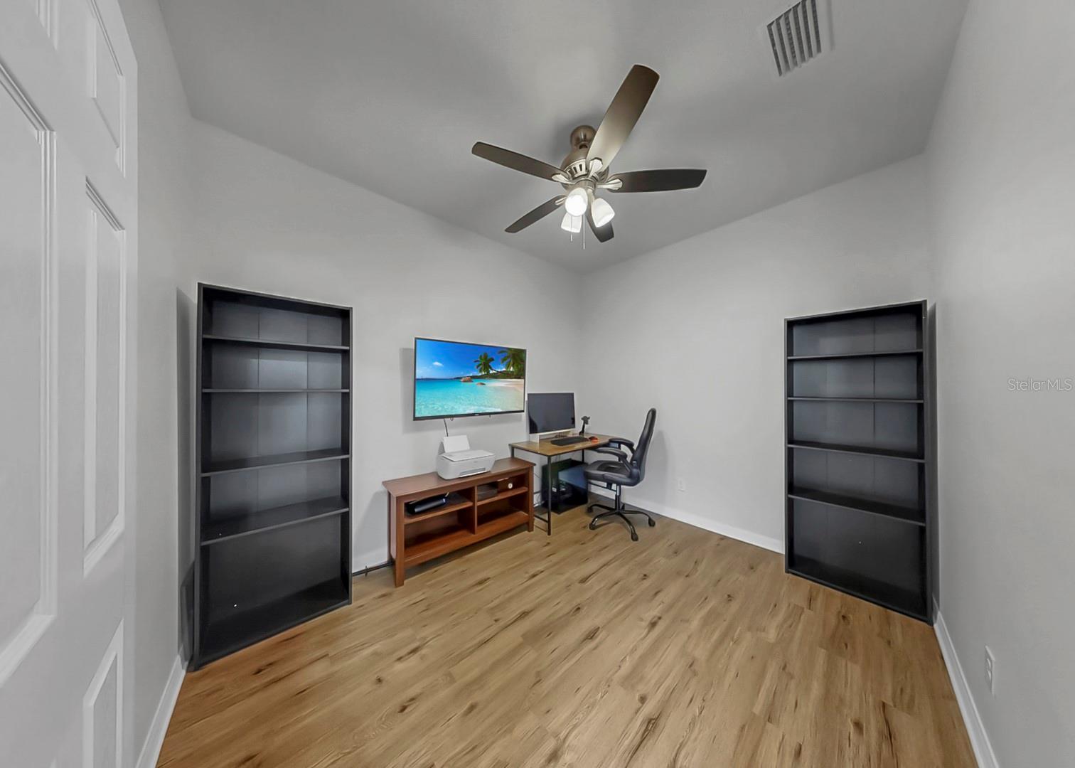 Image 25 of 40 For 5926 Sweet Birch Drive