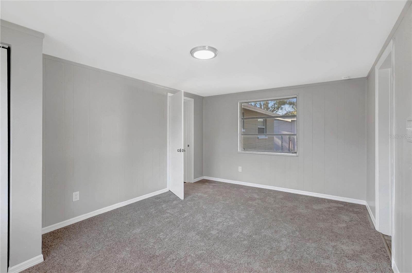 Image 29 of 36 For 5605 Oceanic Road