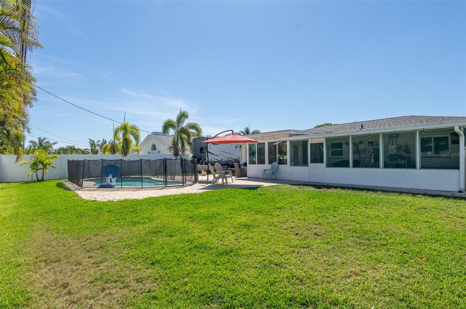 Image 21 of 23 For 731 44th Avenue Ne