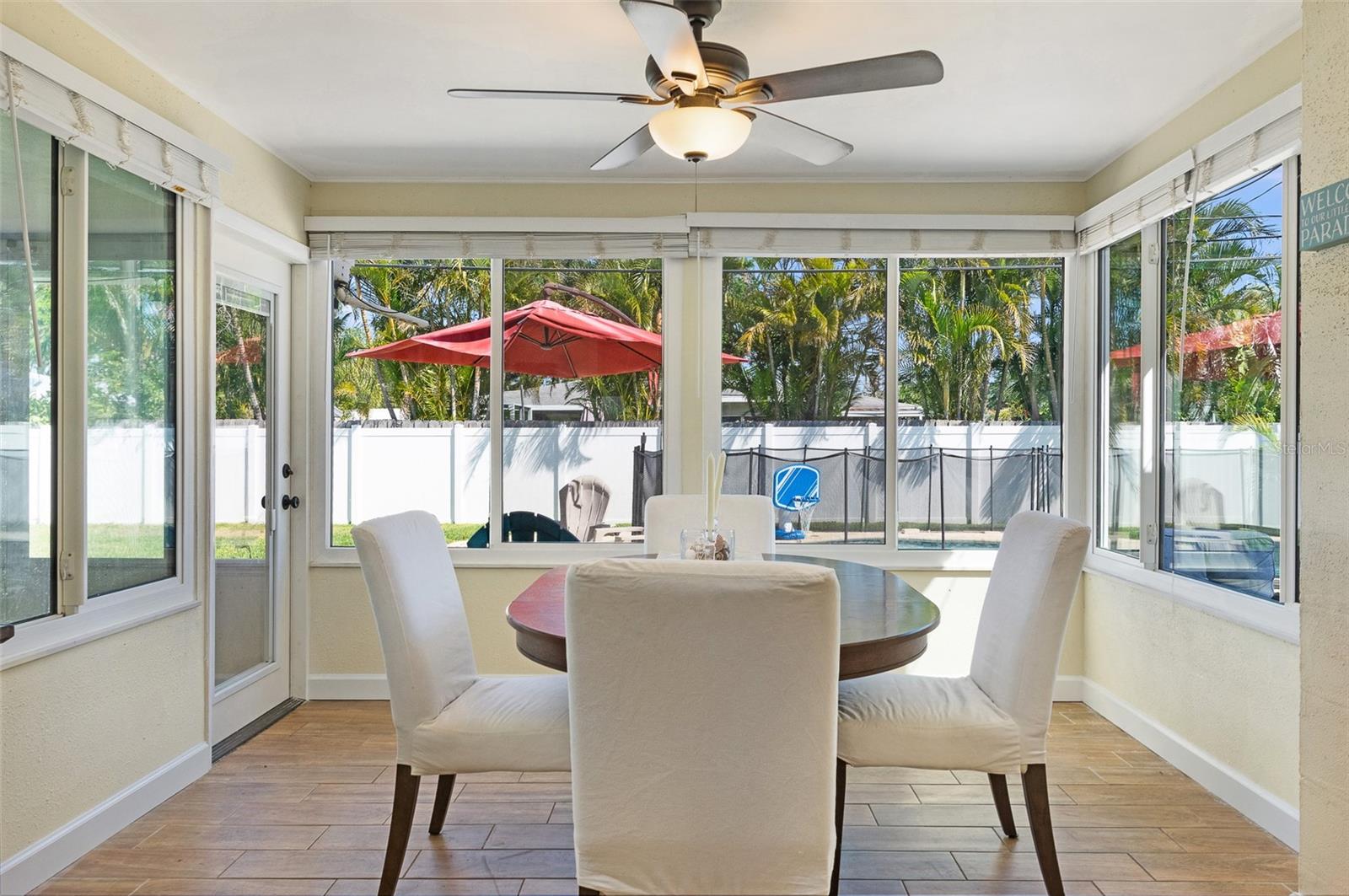 Image 9 of 23 For 731 44th Avenue Ne