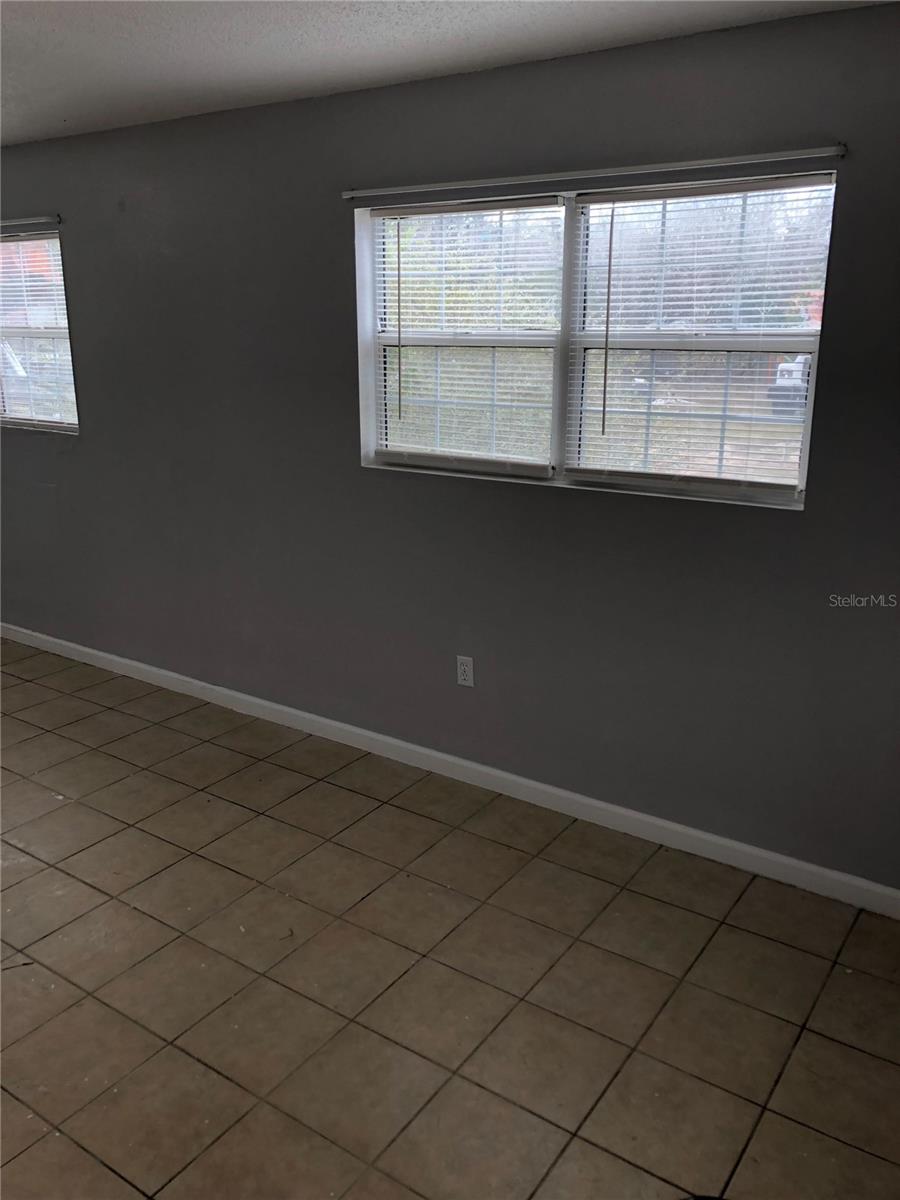 Image 8 of 15 For 6212 Mockingbird Lane